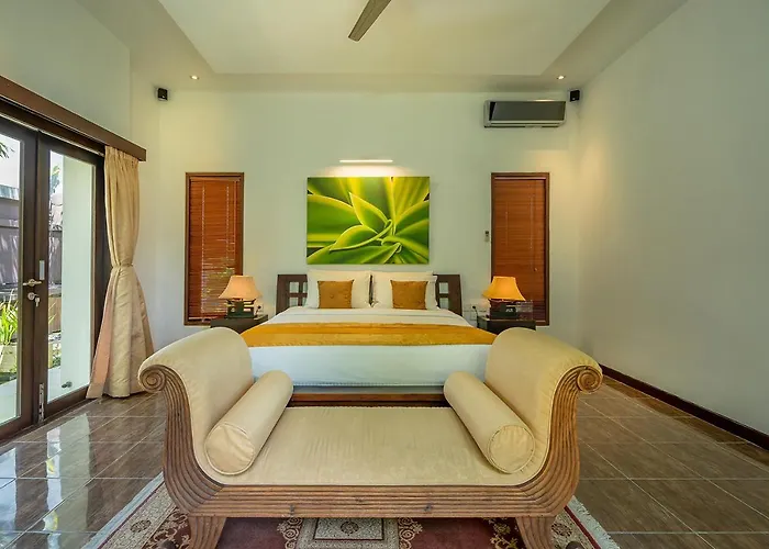 Bali Lotus Villa *