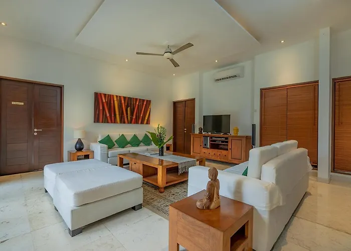 Bali Lotus Villa Seminyak